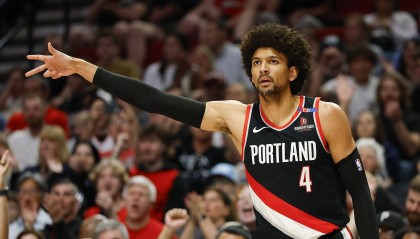 场均2.5断但仅出战4场！美记：塞布尔正在与开拓者协商买断合同